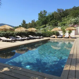 villa-tricoli.fr-provencehotel.com/